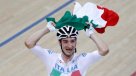 Elia Viviani se llevó el oro en una accidentada definición del omnium