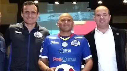  Suazo fue presentado en equipo de showbol  