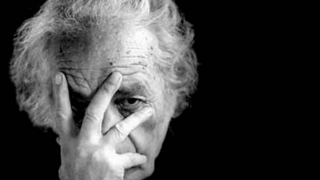  Fundación Nicanor Parra estrenará entrevista inédita al antipoeta  