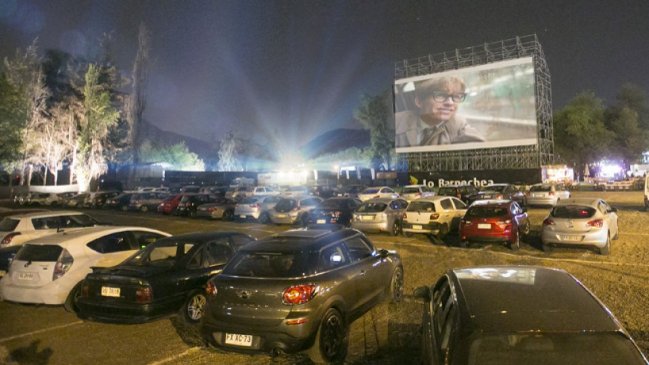  Día de los Enamorados será celebrado con autocinema en Chillán  