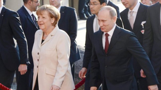  Putin se despidió de Merkel tras muchos años de 