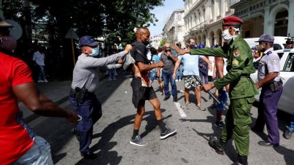   A 8 meses de las protestas, otros 17 cubanos van a la cárcel por 