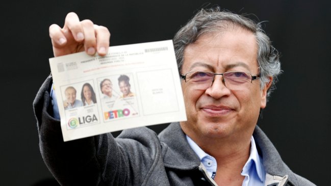   Gustavo Petro llamó a 