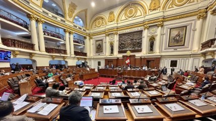  Congreso de Perú aprobó ley que prohíbe el matrimonio infantil  