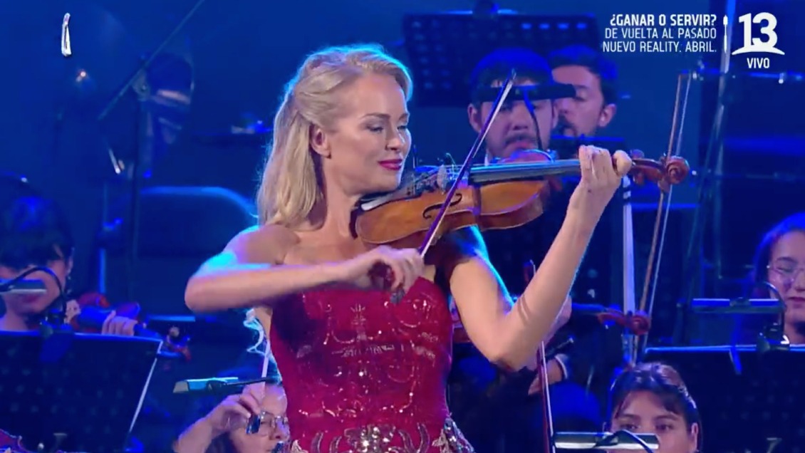 Caroline Campbell, violinista de Bocelli en Viña 2024