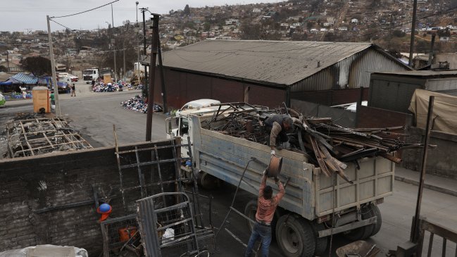  Académico: No veo la experiencia de reconstrucción del 27-F en Viña del Mar  