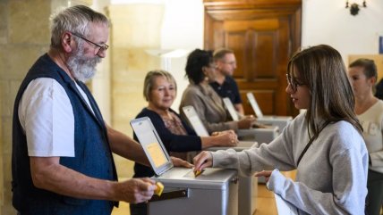   Plebiscito: Suiza rechazó retrasar la jubilación y aprobó subir pensiones con una 13a mensualidad 