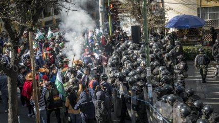   Profesores bolivianos marcharon contra la 