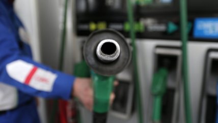   Precios de los combustibles bajarán este jueves: Parafina recortará otros 8 pesos 