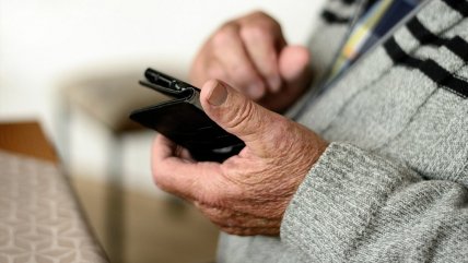   Piensa en Grandes: La alfabetización digital de las personas mayores 