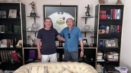   Leonardo Véliz compartió con Mirko Jozic: Colo Colo '91 ocupa un lugar de privilegio en su hogar 