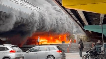   Incendio afectó exterior de la estación Escuela Militar del Metro 