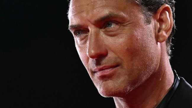  Jude Law es ovacionado por siete minutos en Venecia por su actuación en el filme 