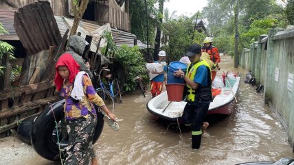   Más de 300 muertos y 887 mil afectados por severas inundaciones en Birmania 