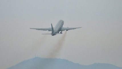   Despegó el avión de la FACh que hará vuelo humanitario desde Líbano 