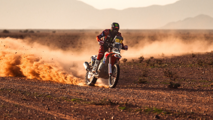   Pablo Quintanilla sufrió una caída y quedó fuera del Rally de Marruecos 