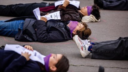   Mujeres protestaron en París por los 1.000 femicidios que acumula la era Macron 