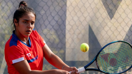   Antonia Vergara venció a Fernanda Labraña y avanzó a semifinales en Asunción 