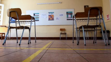   Desvinculación escolar en Chile cayó 6,5% este año 