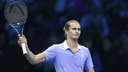   Zverev fue imparable ante Ruud y quedó a un set de las semifinales en el ATP Finals 