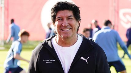   Iván Zamorano visitó a Sevilla FC y se reencontró con excompañero 