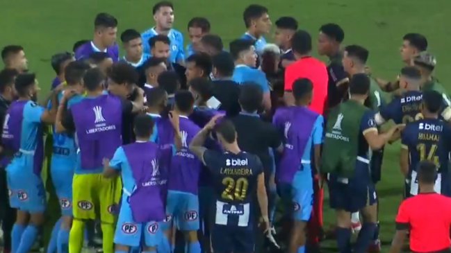 [VIDEO] Duelo de Alianza Lima e Iquique en la Libertadores terminó con gresca